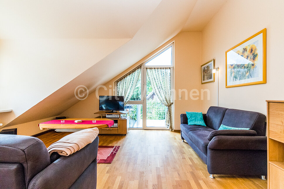 moeblierte Wohnung mieten in Hamburg Langenhorn/Masenredder.  Wohnzimmer