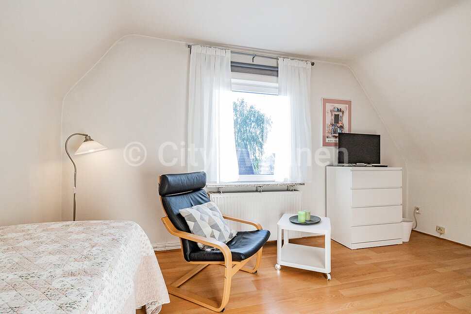 Alquilar apartamento amueblado en Hamburgo Niendorf/Kollaustraße.  vivir y dormir