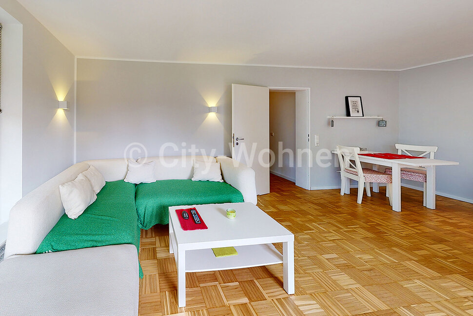 furnished apartement for rent in Hamburg Bramfeld/Erbsenkamp.  living room