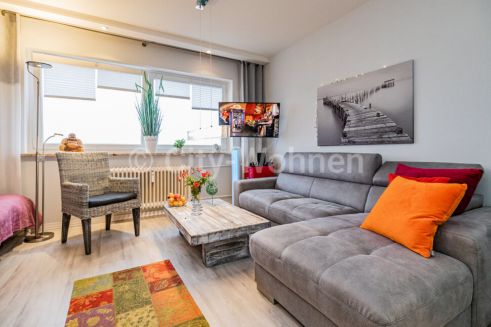 furnished apartement for rent in Hamburg Tonndorf/Sonnenredder.  living & dining