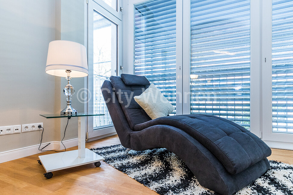 furnished apartement for rent in Hamburg Harvestehude/Parkallee.  living room