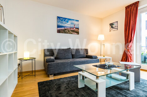 Alquilar apartamento amueblado en Hamburgo Uhlenhorst/Kanalstraße. salón