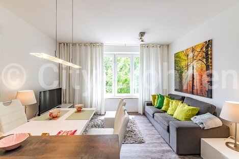 moeblierte Wohnung mieten in Hamburg St. Georg/Lange Reihe.