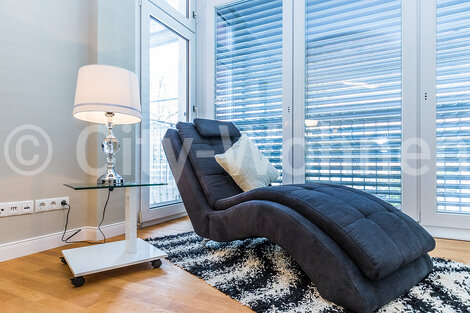moeblierte Wohnung mieten in Hamburg Harvestehude/Parkallee. Wohnzimmer
