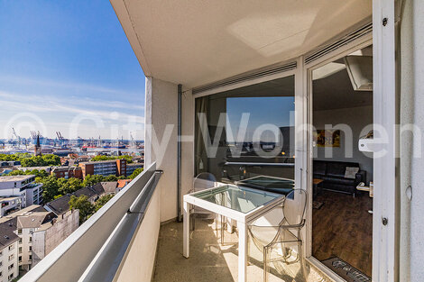 furnished apartement for rent in Hamburg St. Pauli/Reeperbahn. balcony