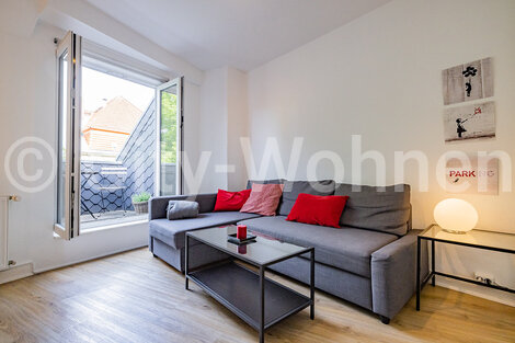moeblierte Wohnung mieten in Hamburg Hoheluft/Christian-Förster-Straße. Wohnzimmer