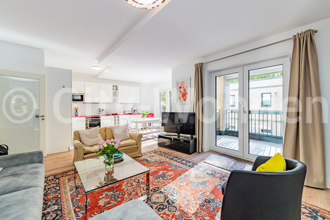 moeblierte Wohnung mieten in Hamburg Othmarschen/Trenknerweg.