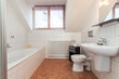 furnished apartement for rent in Hamburg St. Georg/Lange Reihe.  bathroom 6 (small)