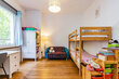 furnished apartement for rent in Hamburg Winterhude/Baumkamp.  child's room 8 (small)