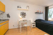 furnished apartement for rent in Hamburg Hoheluft/Troplowitzstraße.  living 12 (small)